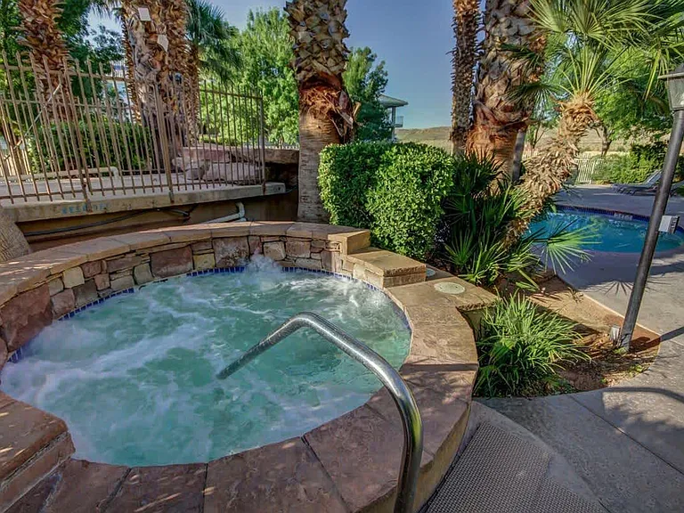 1845 W Canyon View Dr #ID1389633P — Photo 25