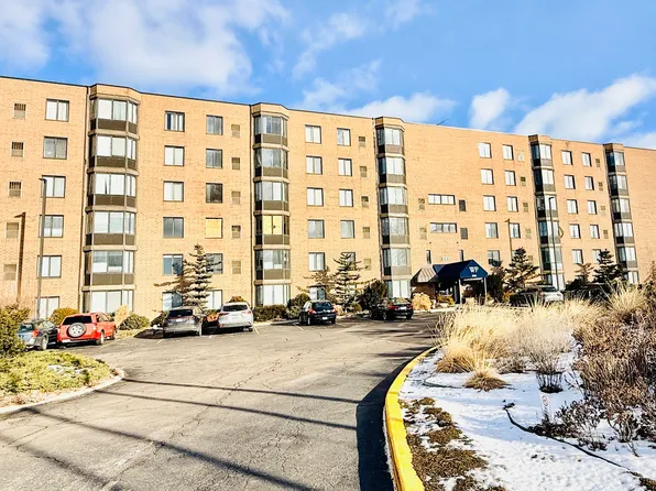 606 E Woodland Park Ave APT 608, Chicago, IL 60616