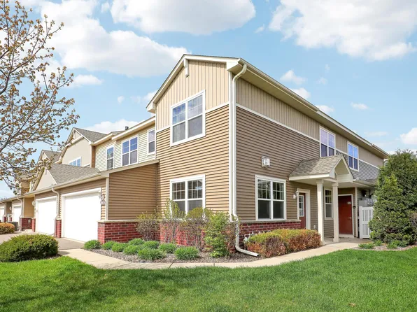 1601 Sumac Cir Unit A, Carver, MN 55315