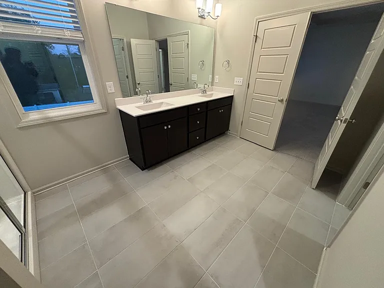 332 Everette Ave — Photo 25