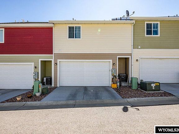 2nd image of 430 Elk Valley Dr