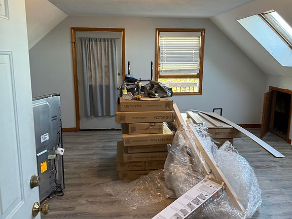 4th image of 38 Gage St #2