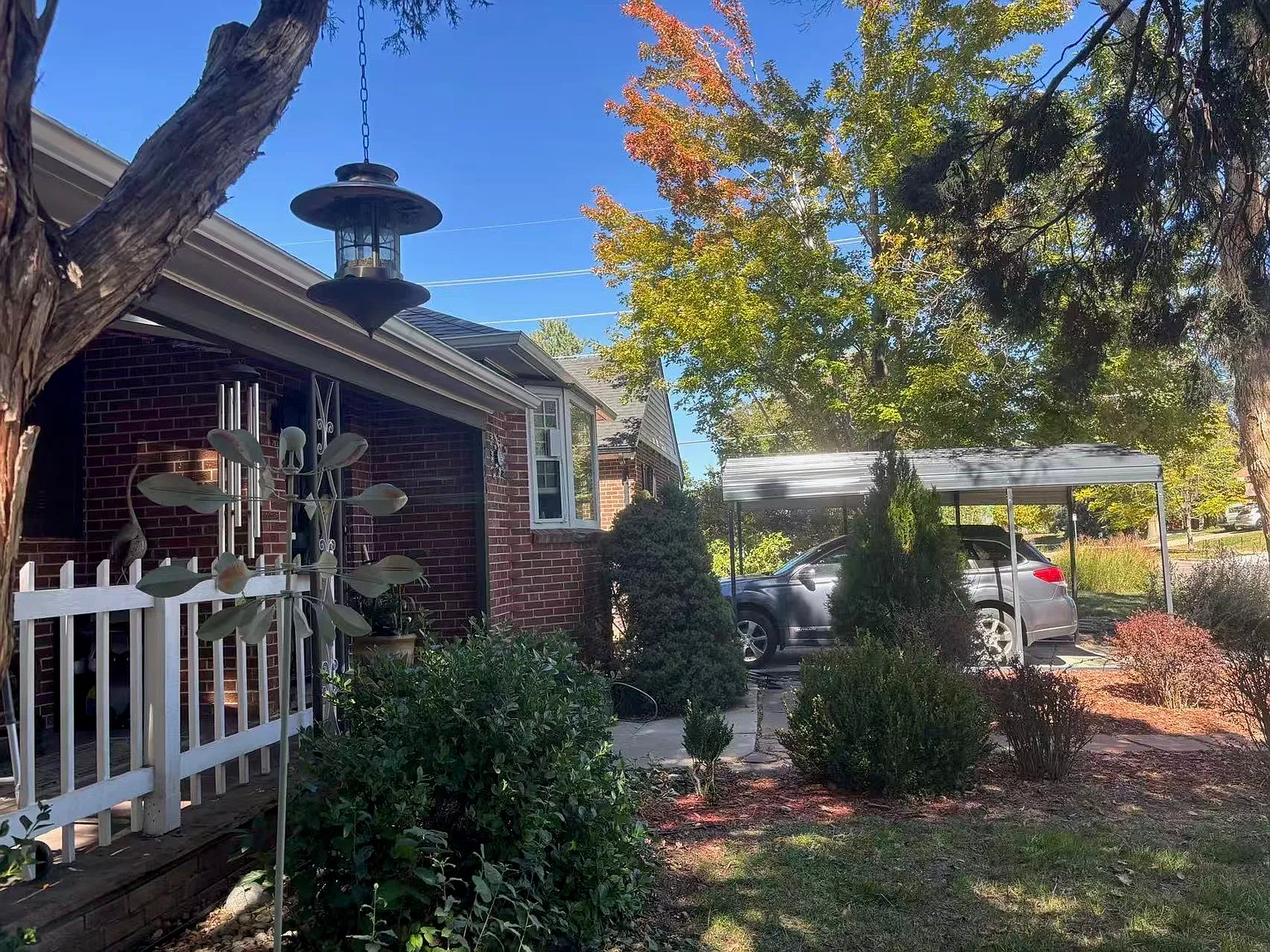 3 bed, 1984 sqft, $3,000 — Photo 2