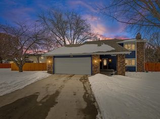 8046 Erie Spur, Chanhassen, MN 55317