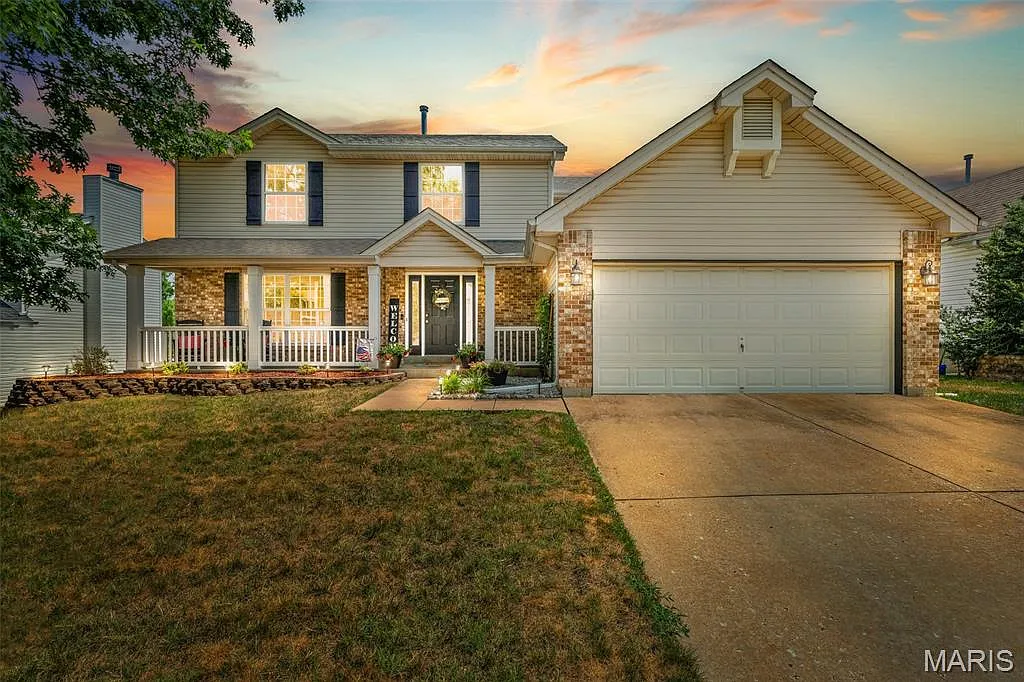 1519 Ivy Chase Ln photo 1