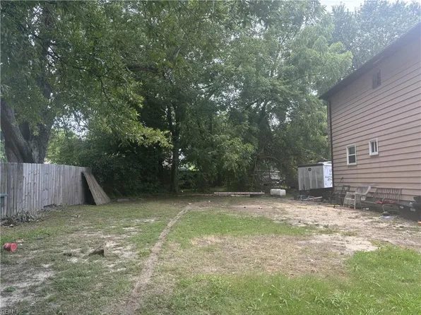 1900 Bay Ave, Hampton, VA 23661