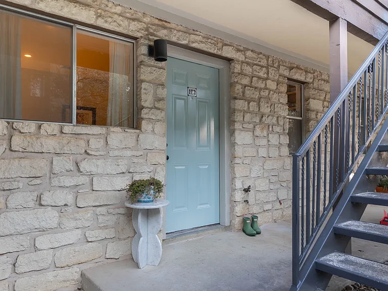 5516 Roosevelt Ave #206 — Photo 38