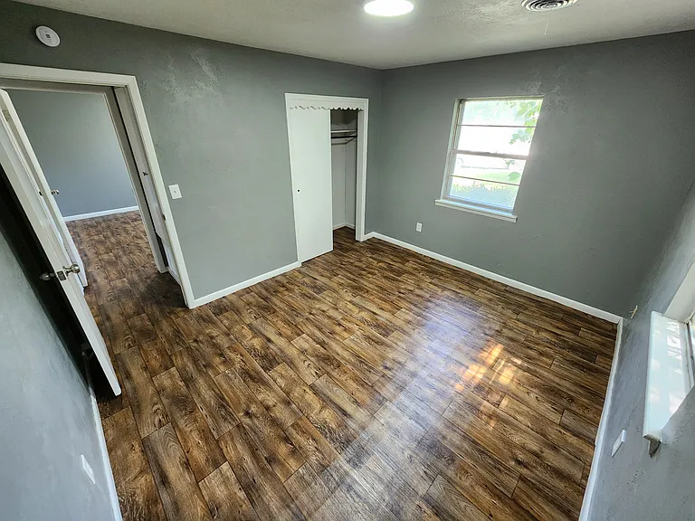 1509 E Nancy Dr — Photo 4
