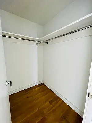 Rented by Zjama Realty Corp | media 8