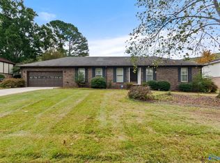 9411 Ojay Dr SE, Huntsville, AL 35803