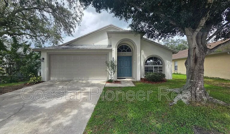 1731 Wakefield Dr — Photo 1