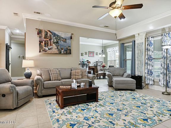 5th image of 31 Bellemeade Dr