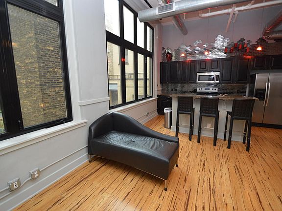 3rd image of 600 Broadway Ave NW APT 321