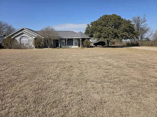 2904 Spring Valley Rd Photo 1