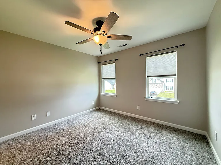 303 Breezeway Dr — Photo 46