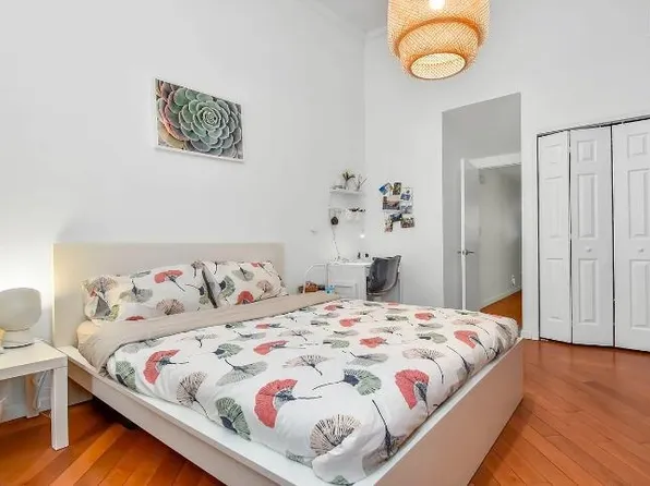 212 9th Street image 7 of 14