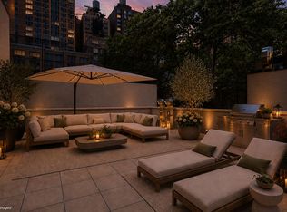 350 W 44th St #205, New York, NY 10036