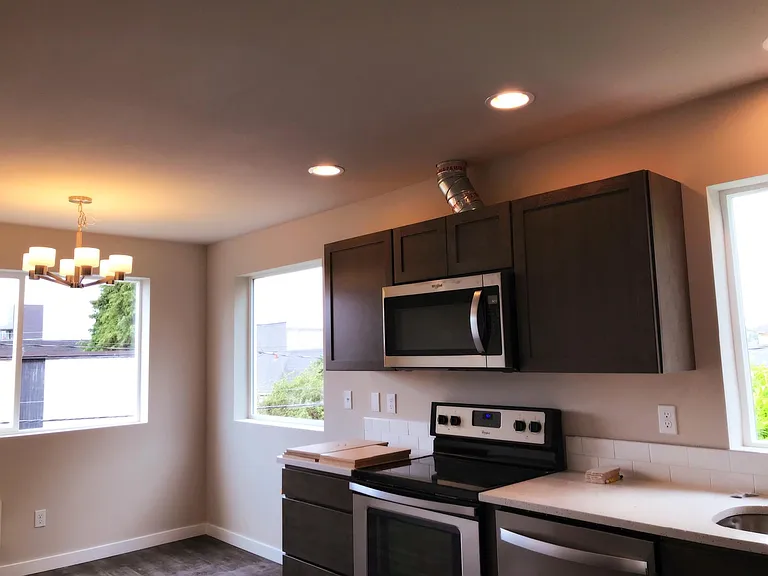 2403 Boylston Ave E #2 — Photo 42