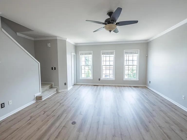 2922 Duvalla Ave — Photo 24