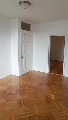 Rented by Grand & Co. | media 43