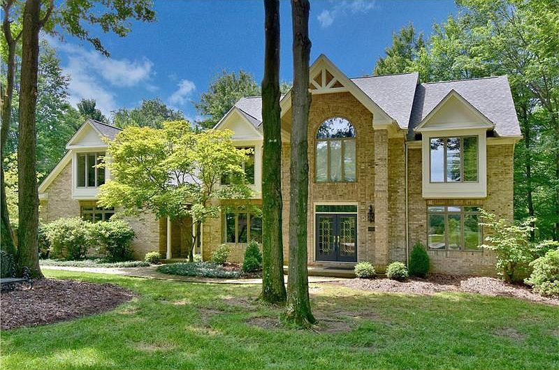 1st image of 104 Searight Dr