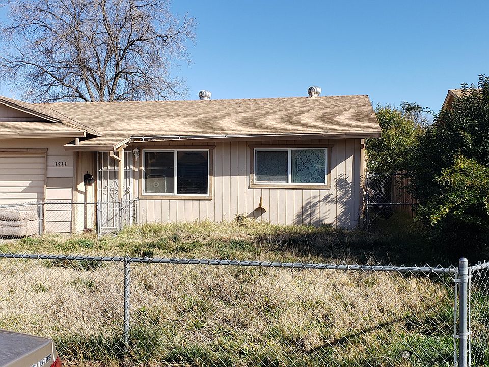 1st image of 3533 Gardenia St