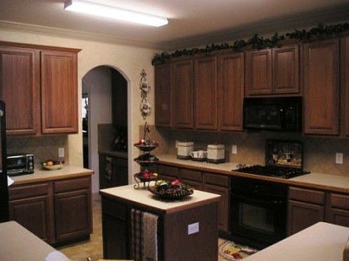 2nd image of 4520 Whitehall Ct