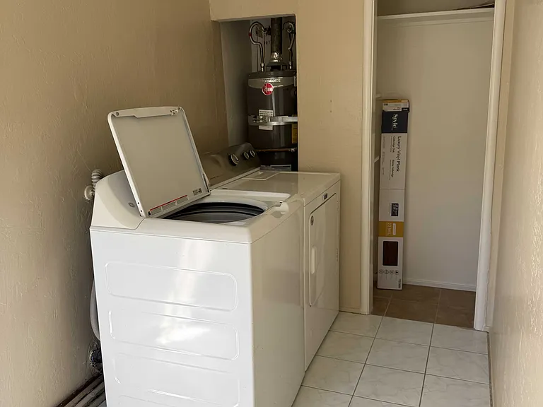1851 Latham St #2 — Photo 8