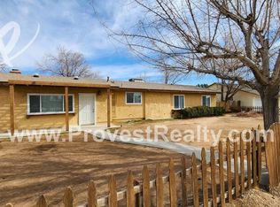 13847 Quinnault Rd, Apple Valley, CA 92307