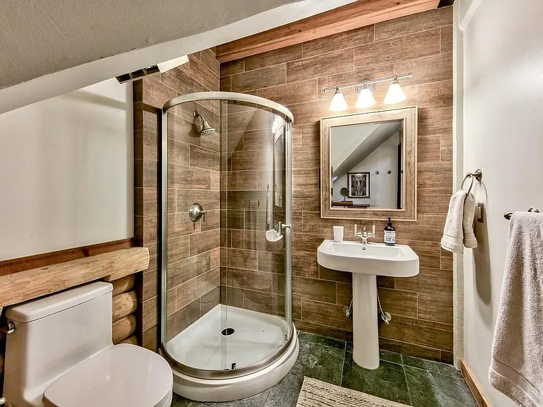 11415 Sitzmark Way — Photo 10