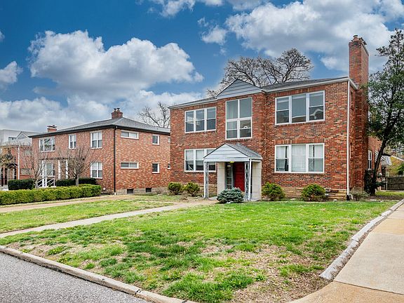 3rd image of 8710 Delmar Blvd #2F