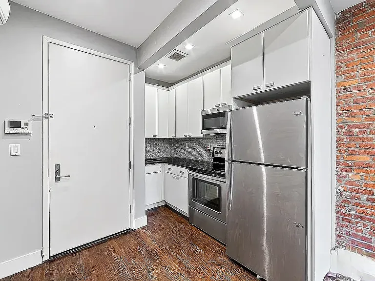 2164 Fulton St #2F — Photo 6