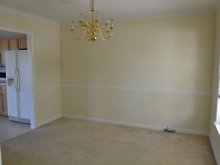 3895 Eagleston Ct — Photo 2