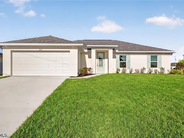 424 NW 17th Pl, Cape Coral, FL 33993