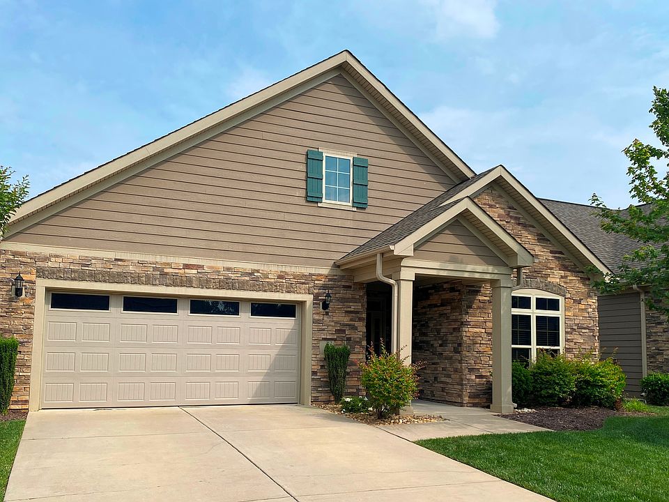 Beautifully done home with stone facing and natural finishes.