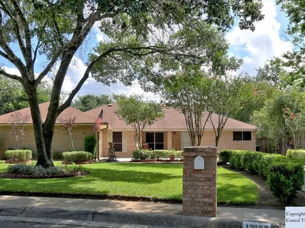 13123 Hill Forest St, San Antonio, TX 78230