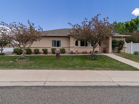 2nd image of 640 Cortney Way
