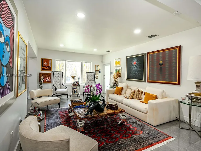 1360 SW 16th St — Photo 9