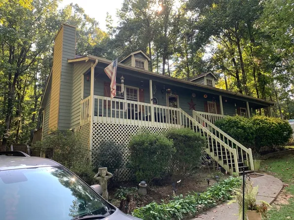 193 Graison Ln, Dallas, GA 30157