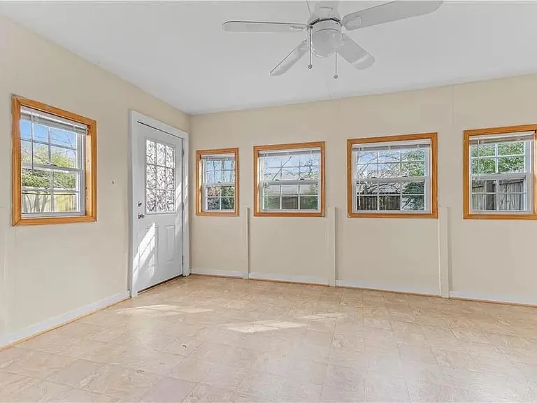1676 Dylan Dr — Photo 10