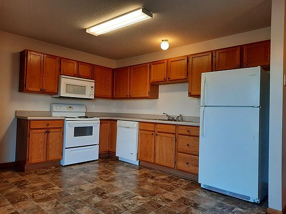 4th image of 906 Washington Ave SE #401
