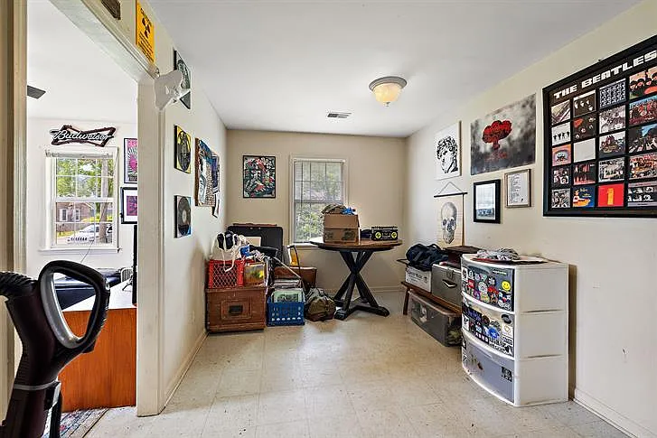 1855 Doscher Ave — Photo 3