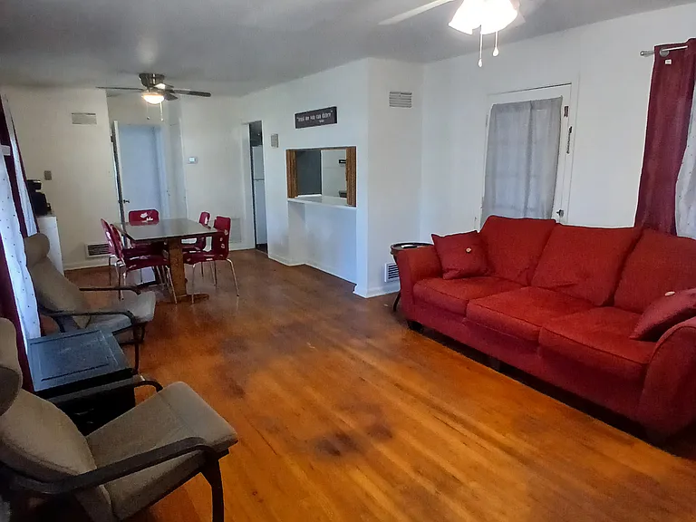 602 Byrnes Dr — Photo 5