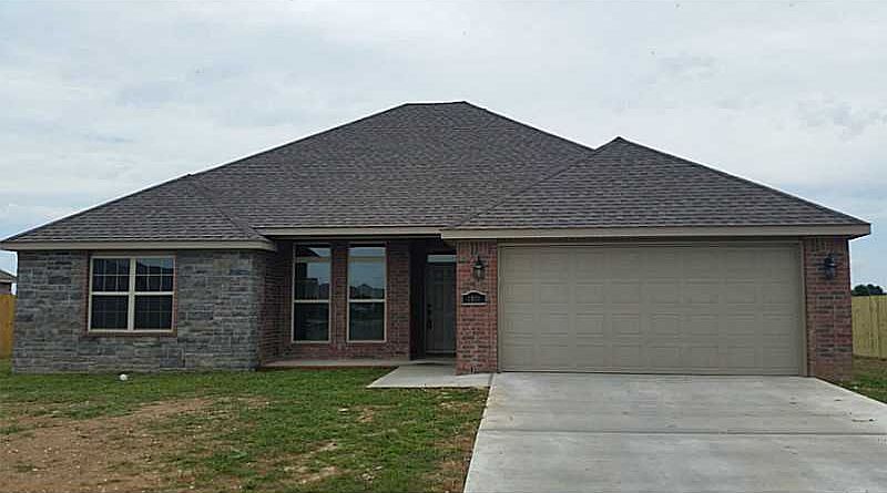 1st image of 5906 Persimmon St