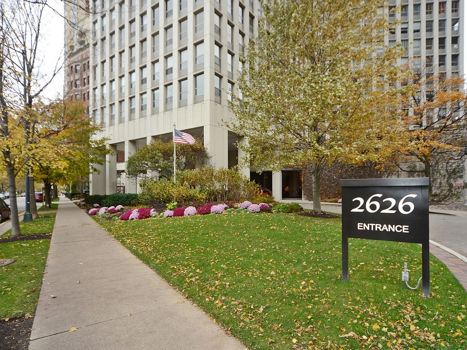 1st image of 2626 N Lakeview Ave APT 604