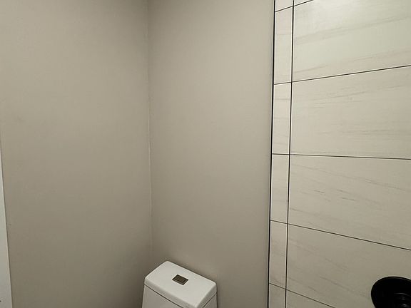 3rd image of 3735 Meramec St #B
