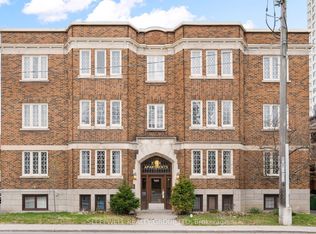 180 Augusta St #1A, Ottawa, ON K1N8C1
