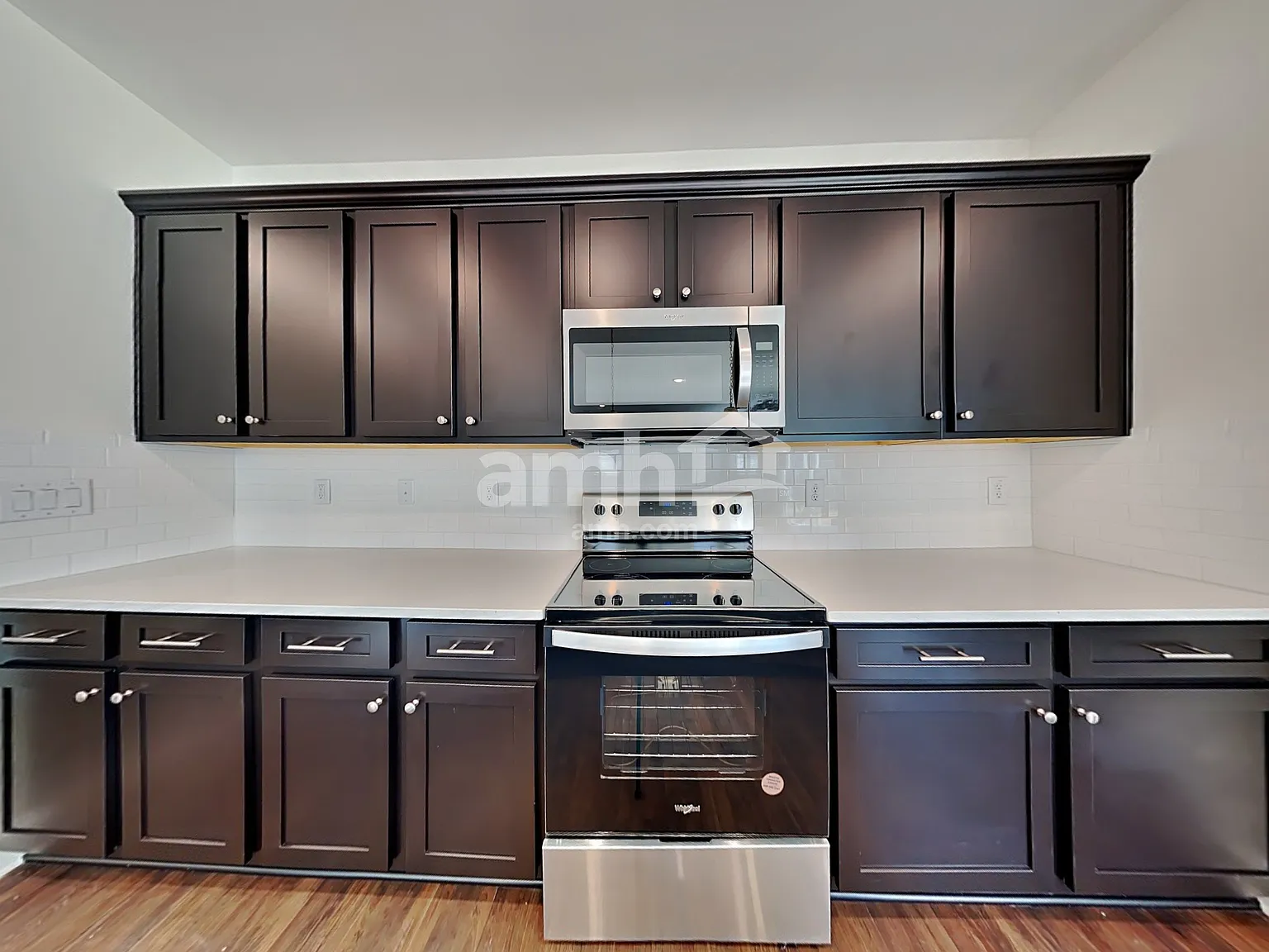 4 bed, 3.0 bath, 2513 sqft, $2,760 — Photo 2