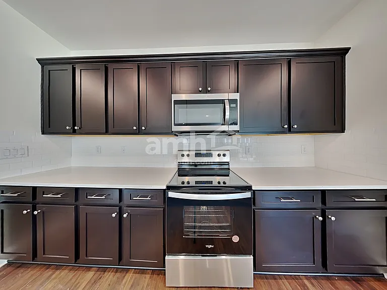 5253 Blue Mountain Dr — Photo 2