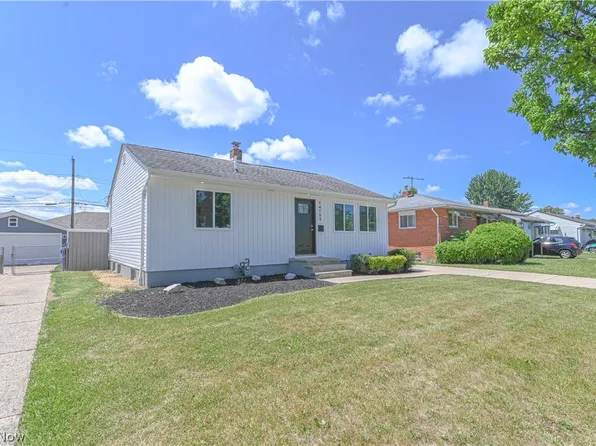 14153 Pemberton Dr, Brookpark, OH 44142